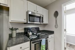 Charming 3BR Retreat | Views — Kitchen details