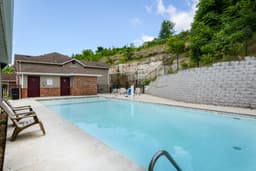 2 Stylish Condos w/ Views | Near SDC — Pool view