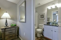 2 Stylish Condos w/ Views | Near SDC — Master bathroom