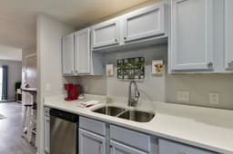 3BR Retreat w/ Views | Near SDC — Kitchen view