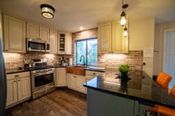 3BR Mountain Cabin Retreat — Bedroom