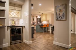 3BR Mountain Cabin Retreat — Driveway