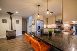 Charming 4BR Mountain Cabin — Bedroom